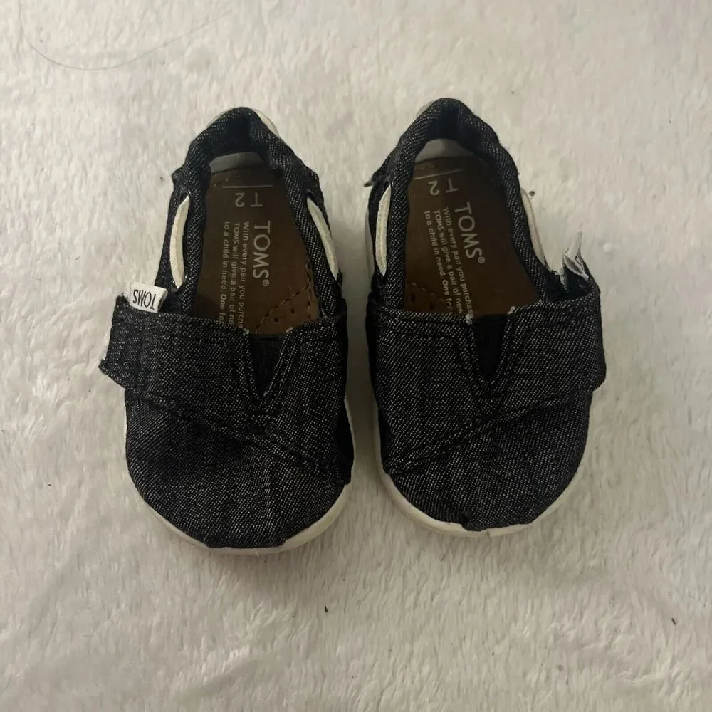 Toms Shoes Gray Grey Toddler‎ Size 2